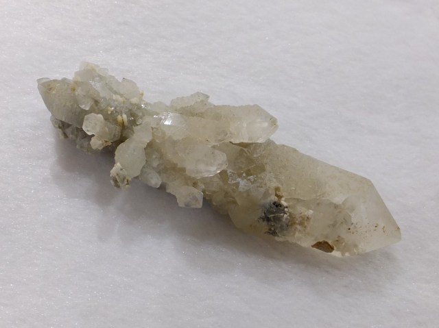 内モンゴル産　ダブルポイント水晶