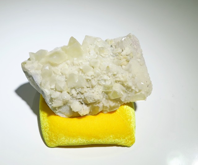 カルサイトオンダンビュライト