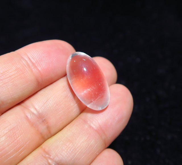 ネパール ガネーシュヒマール産 ヒマラヤン水晶製 シバリンガム 185g