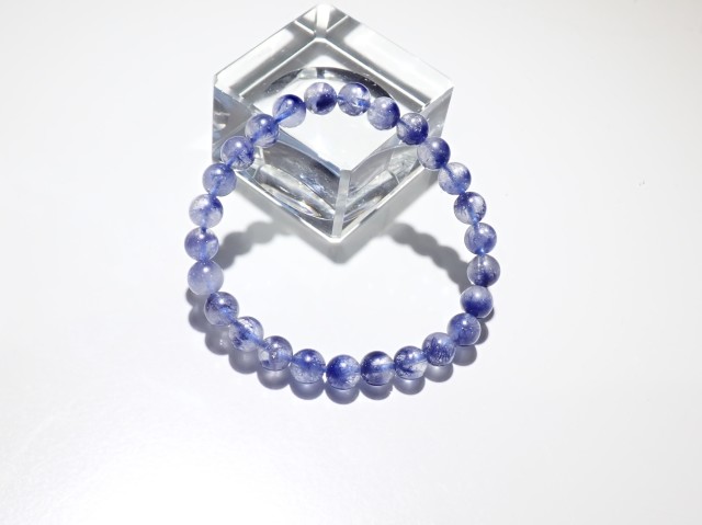 デュモルチェライトインクォーツ