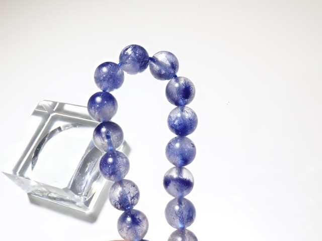 デュモルチェライトインクォーツ