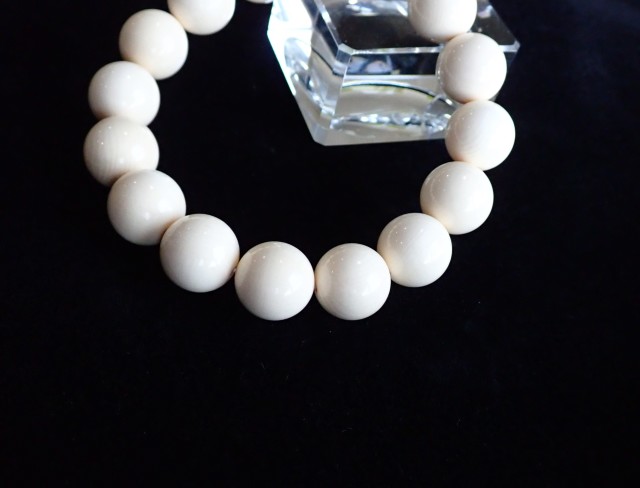 マンモス・アイボリー