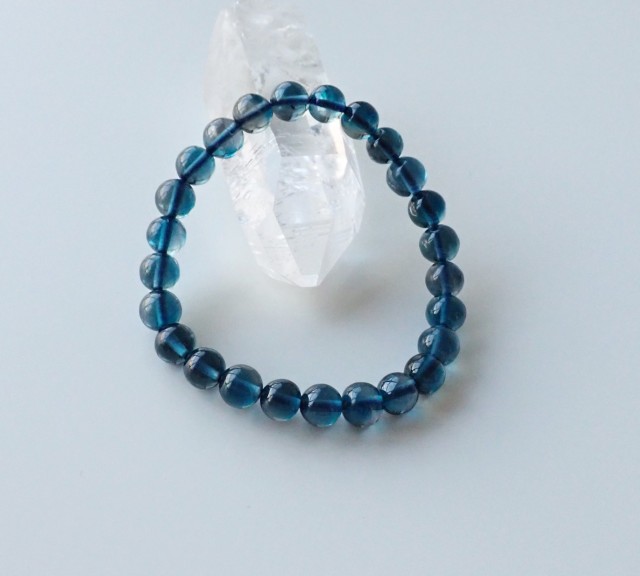 ロンドンブルートパーズ