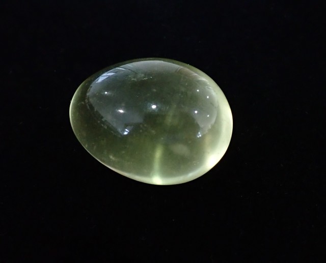 リビアングラス