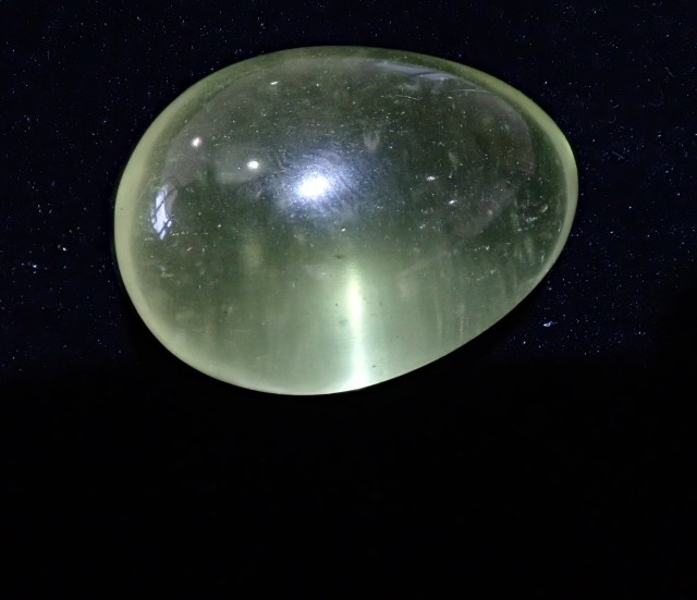 リビアングラス