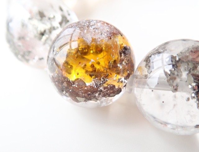 パイライトインクォーツ