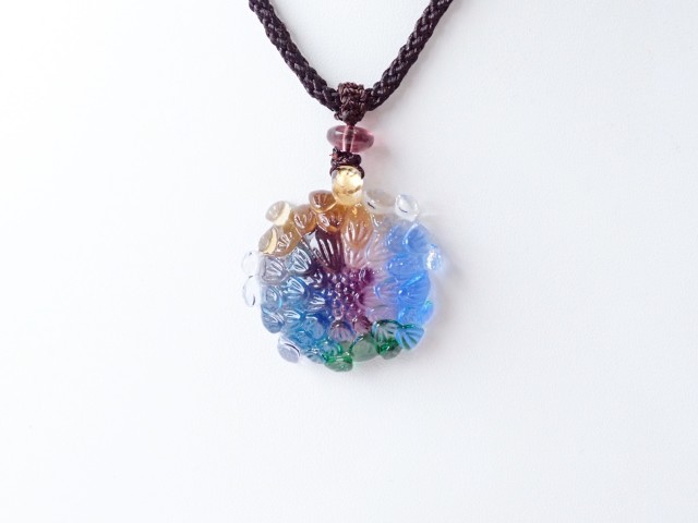 瑠璃ガラス