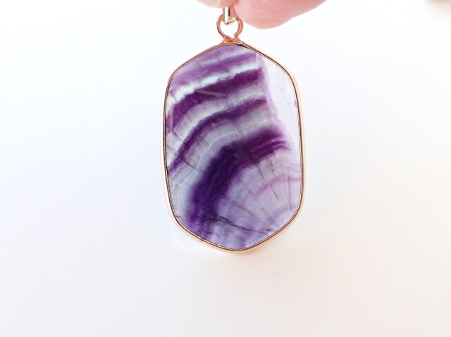 フローライトペンダントトップ