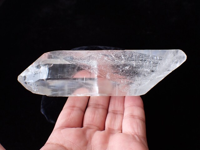 CA0393 チベット カイラス産 水晶（DT） 396．5g ☆台座