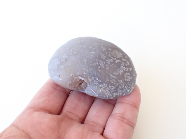 MD0479 水入り瑪瑙（めのう） 115．4g