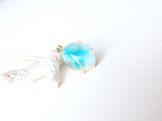 アホイトインクォーツペンダントトップ