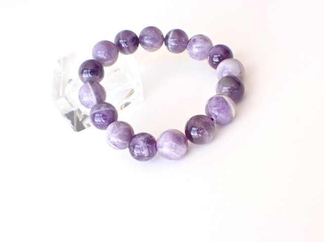 シェブロンアメジストブレスレット
