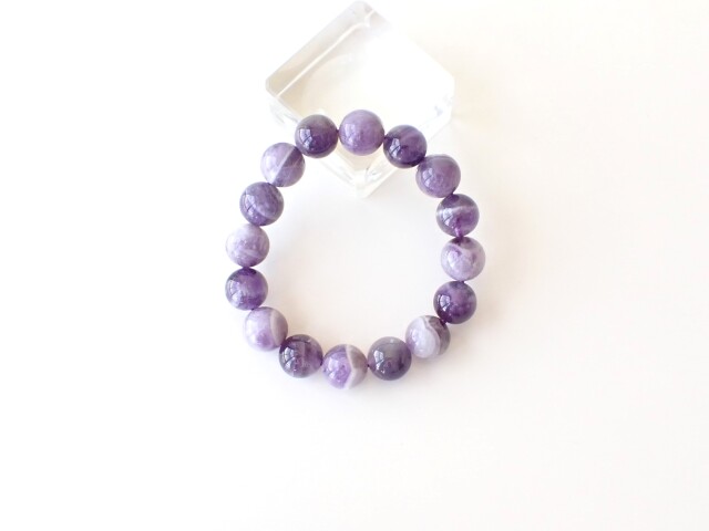 シェブロンアメジストブレスレット