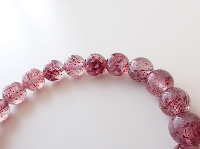 ピンクエピドートインクォーツ