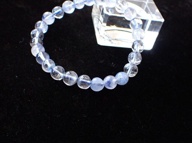 デュモルチェライトインクォーツ