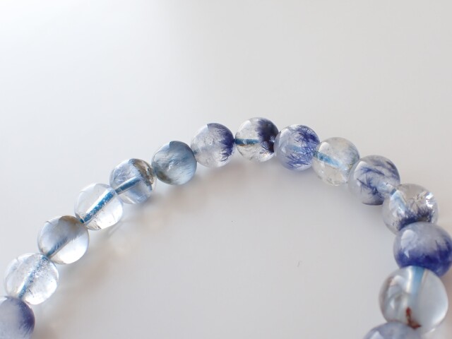 デュモルチェライトインクォーツ