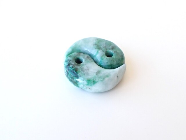 糸魚川翡翠勾玉