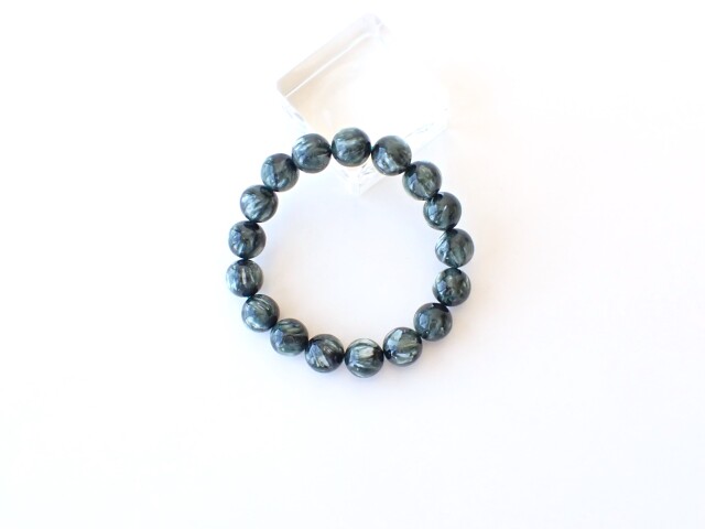 セラフィナイト