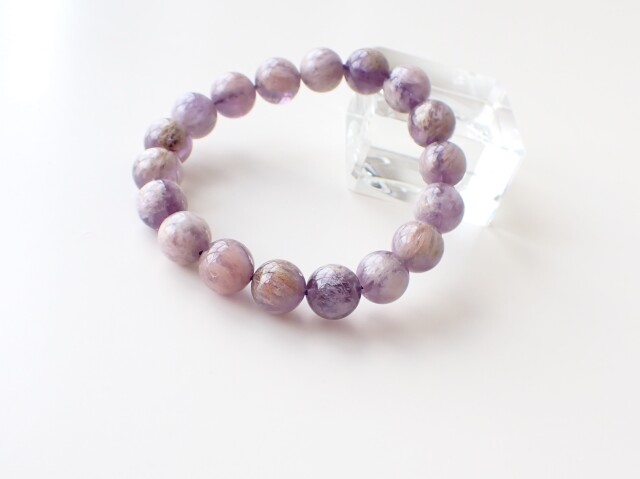 エンジェルフェザーアメジストブレスレット