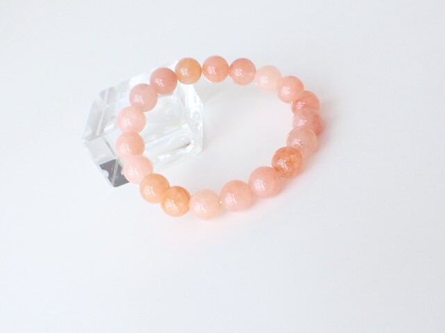 サチャロカローズアゼツライト