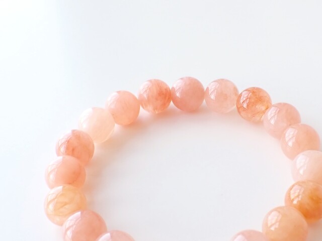 サチャロカローズアゼツライト