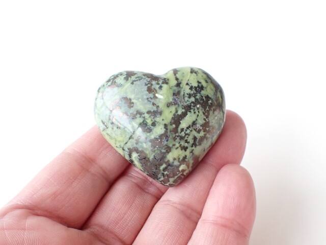 パイライトイングリーンオパール