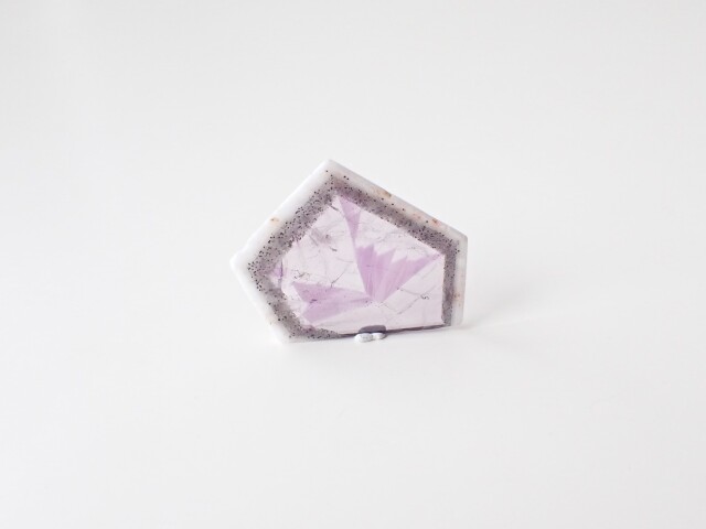 トラピッチェアメジスト