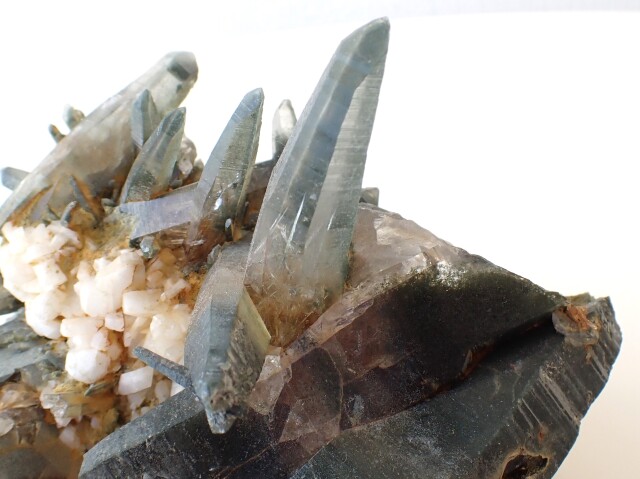 ガネーシュヒマール産水晶