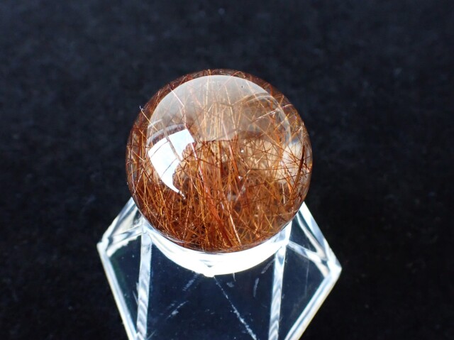 マニハール産ルチルクォーツ丸玉