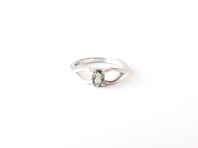 モルダバイトリング