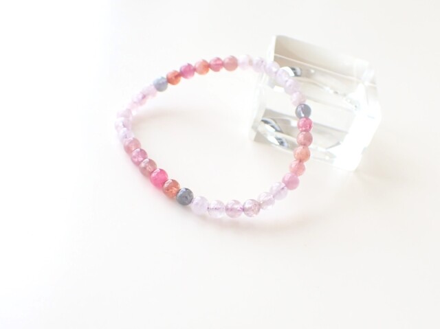 マルチカラースピネル