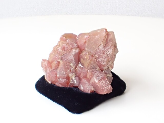 カザフスタン産ストロベリークォーツ