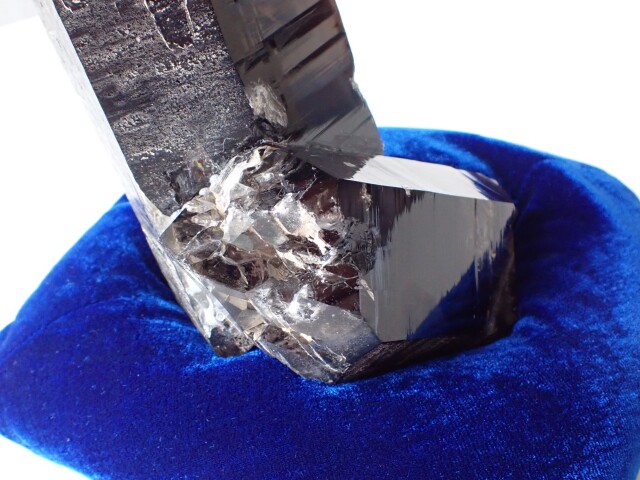 ウラル産スモーキークォーツ