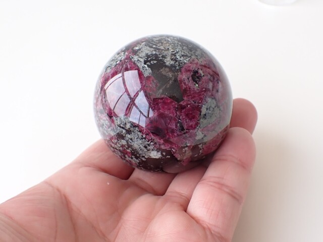 YA0063 ユーディアライト スフィア（丸玉） 直径：59mm ☆台座付き☆