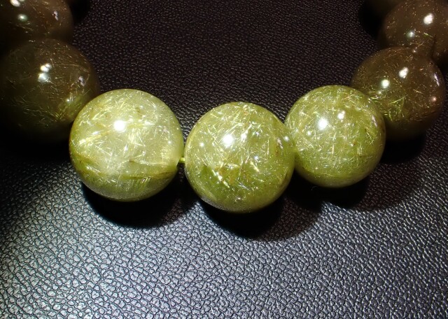 グリーンルチルクォーツ