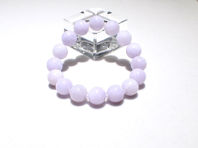 ラベンダー翡翠