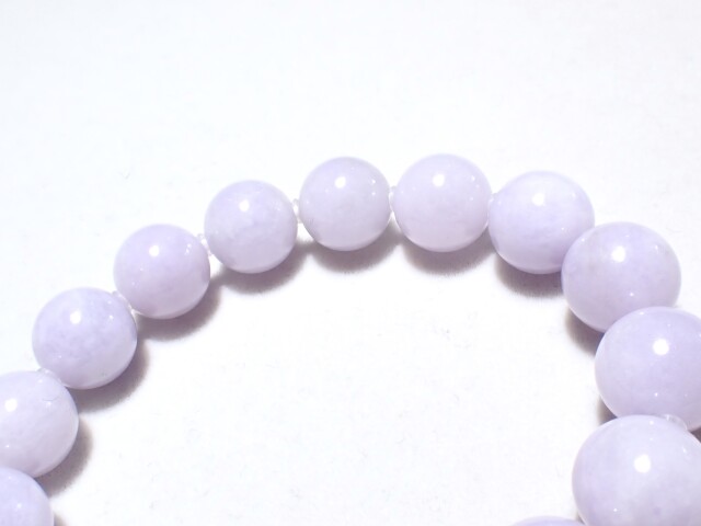 ラベンダー翡翠