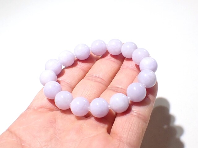 ラベンダー翡翠