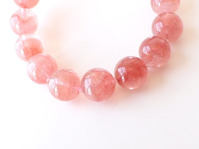 カザフスタン産ストロベリークォーツ