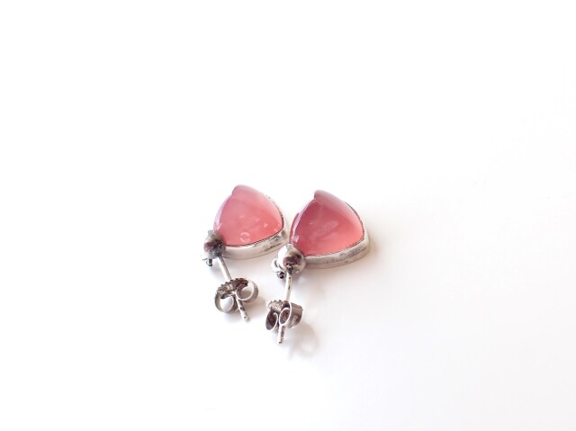 稲倉石鉱山産ロードクロサイト