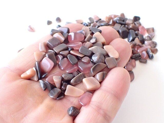 稲倉石鉱山産ロードクロサイト