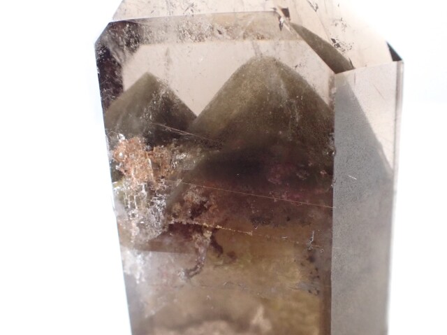 ダブルファントムスモーキーガーデンクォーツ