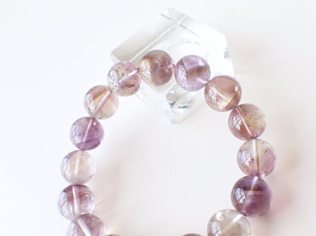 ブランドバーグアメジスト