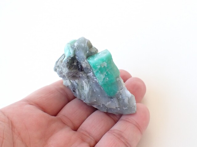 エメラルド原石