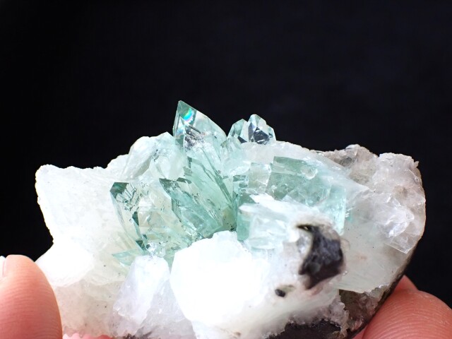 グリーンアポフィライト