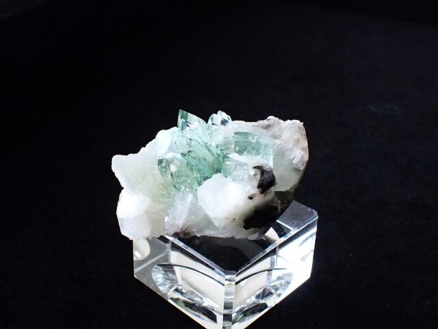 グリーンアポフィライト