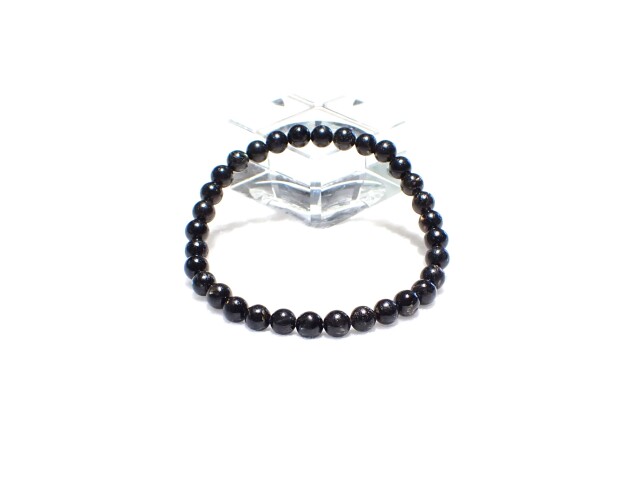 グリーンランド産ヌーマイトブレスレット