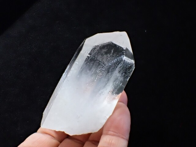 トライゴーニッククォーツ