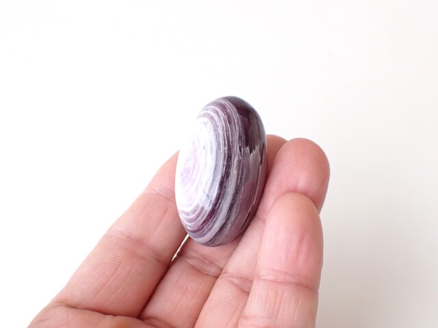 レピドライトシヴァリンガム