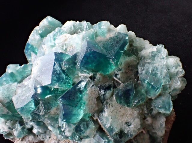 ロジャリー鉱山産フローライト